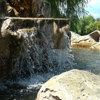 Водопад в парке :: Вера Щукина