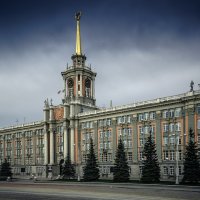 Здание администрации Екатеринбурга :: Павлов Илья 