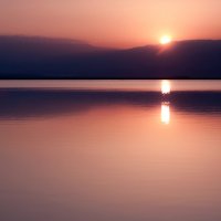 Восход солнца над Мертвым морем :: Юрий Вайсенблюм