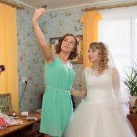 Селфи с невестой :: Елена Колыбина