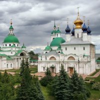 Вид на Спасо-Яковлевский Димитриев монастырь :: lady-viola2014 -