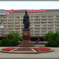 Памятник княгине Ольге у гостиницы "Рижская" :: Fededuard Винтанюк