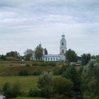 Церковь на пригорке :: Николай Полыгалин