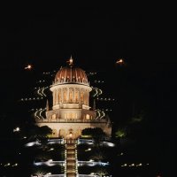 Бахайский храм ночью... :: Гуревич Александр 