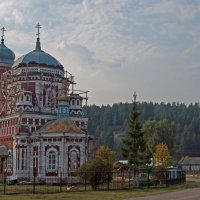 Сельская церковь :: Владимир Новиков