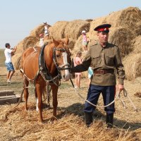 *** :: Валентин Родоманов