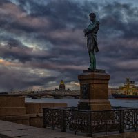 Санкт-Петербург, памятник Крузенштерну. :: Александр Дроздов