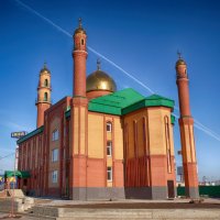Соборная мечеть имени шейха Кунта-Хаджи Кишиева :: Dmitry i Mary S