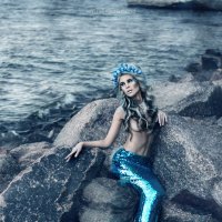 ICE MERMAID :: Yellow Raven Photo