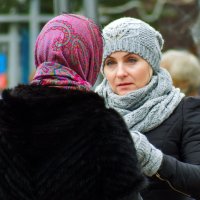 Городские зарисовки. Современники и современницы. :: Геннадий Александрович