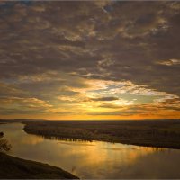 Закат на реке Белой :: Olenka 