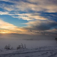 Туманный закат :: Анатолий Иргл