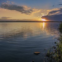 Закат на Нововоронежском  водохранилище :: Юрий Клишин