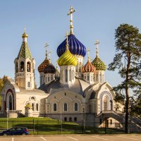 Храм князя Игоря Черниговского в Переделкино...Москва. :: Олег Савин