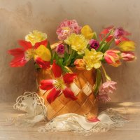 Тюльпаны в корзине :: Светлана Л.