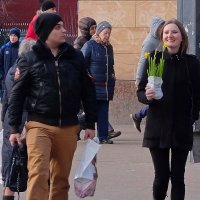 Городские зарисовки. Современники и современницы. :: Геннадий Александрович