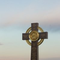 """поклонный крест на озере Неро :: Александра 