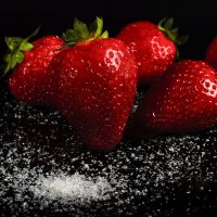 Strawberry in sugar :: Viktor 