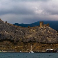 Вид на крепость с моря :: Юрий Морозов