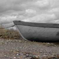 Лодка у берега :: Рита Захарова