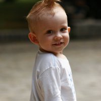 Самый симпатичный малыш в парке ) :: Денис Сухинин