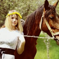 девушка с конем :: Салима Боташева
