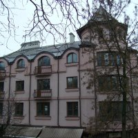 Офисное  здание   в   Ивано - Франковске :: Андрей  Васильевич Коляскин