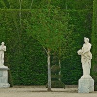 скульптуры Версальского парка :: Александр Корчемный