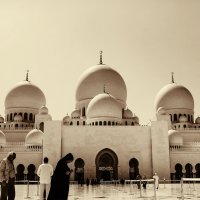Белая мечеть шейха Зайда. :: Анатолий Щербак