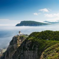 Маяк. Плуостров Балюзек. :: Поток 