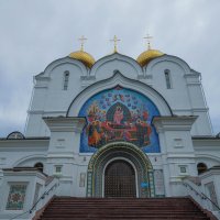 Собор в Ярославле :: Сергей Тагиров