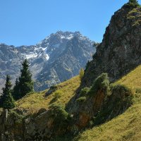горы в полдень :: Горный турист Иван Иванов
