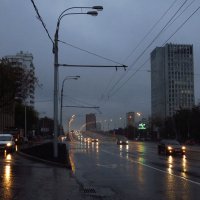 Вечерний город :: Андрей Лукьянов