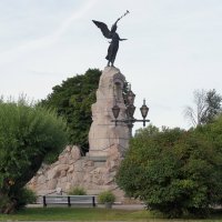 Памятник, установленный в память о русском броненосце "Русалка" погибшем 7.09.1893 :: Елена Павлова (Смолова)