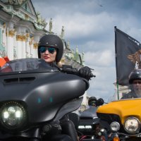 Harley Davidson в Питере :: Вячеслав Крапивин