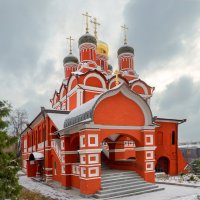 СОБОР ЗНАМЕНСКОГО МОНАСТЫРЯ НА ВАРВАРКЕ :: Александр Шурпаков