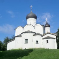 Псков...Церковь Василия на горке... :: Владимир Павлов