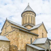 Тбилиси. Церковь в старом городе. :: Сергей Михайлов