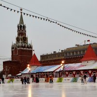 Каток на Красной площади :: Владимир Болдырев