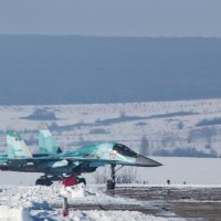 Зимний день на аэродроме :: Роман Скоморохов