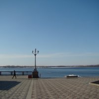 На набережной в марте :: марина ковшова 