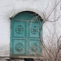 Двери  в Церковь. :: Eva Tisse