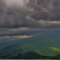 Робкий лучик и дождь :: Ольга СПб