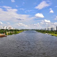 Река Москва :: Анатолий Колосов