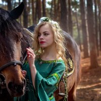 Анна и лошадь :: Владимир Пресняков