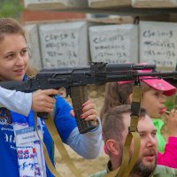 Анастасия - девчёнка боевая! :: Дмитрий Сиялов