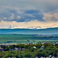 Пятигорск на фоне гор Квказа :: Николай Николенко