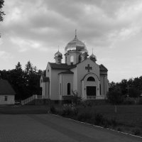 Православный   храм   в    Ивано  -  Франковске :: Андрей  Васильевич Коляскин