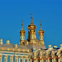 Боковой корпус и купола Воскресенской церкви... :: Sergey Gordoff