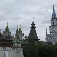 Крыши и башни Измайловского Кремля :: Дмитрий Никитин